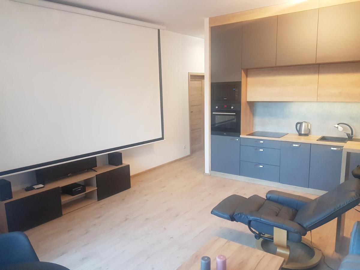 Apartwro - Apartament Przy Wyspie Slodowej, Garaz, Projektor, Rowery Apartment วรอตซวาฟ ภายนอก รูปภาพ