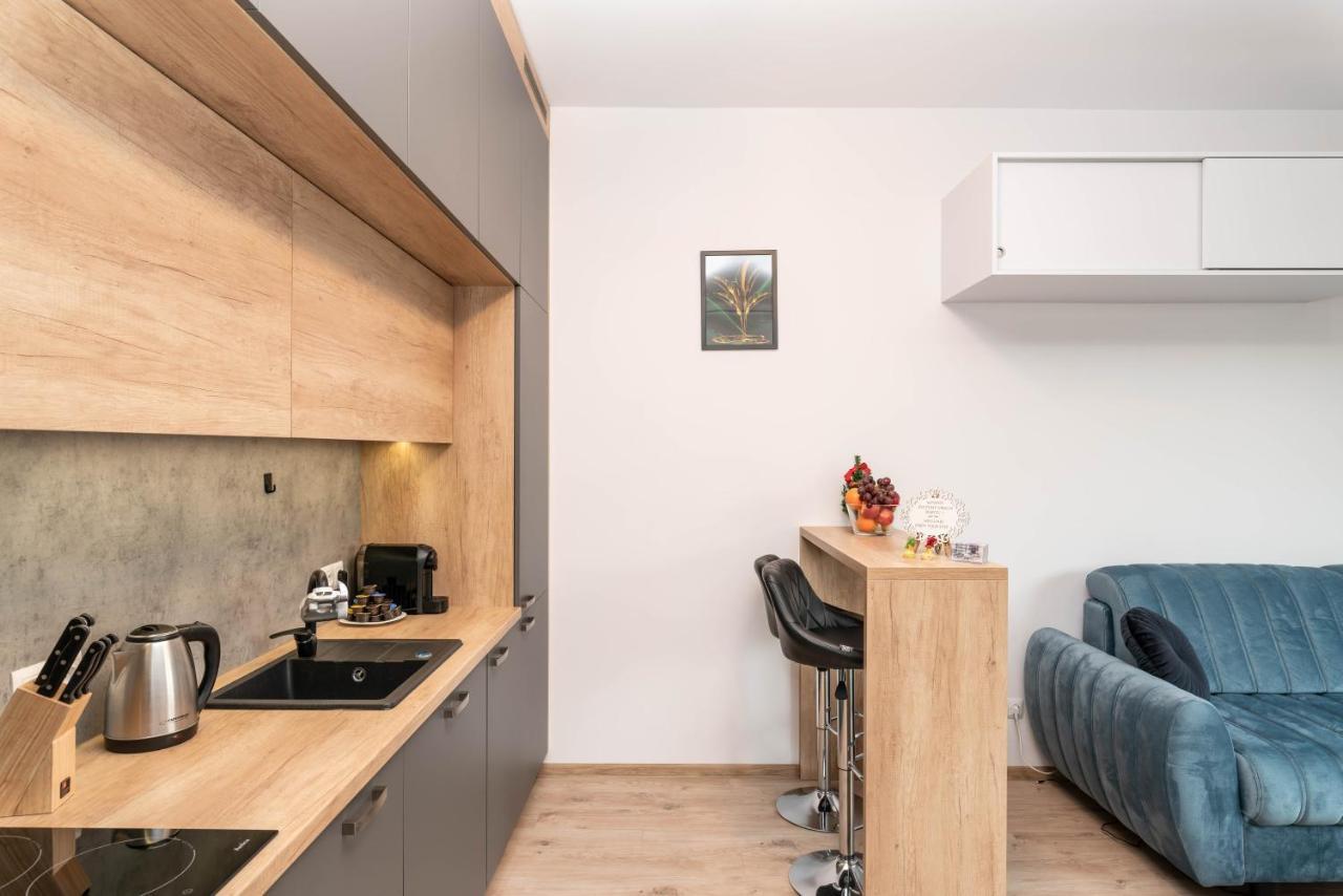Apartwro - Apartament Przy Wyspie Slodowej, Garaz, Projektor, Rowery Apartment วรอตซวาฟ ภายนอก รูปภาพ