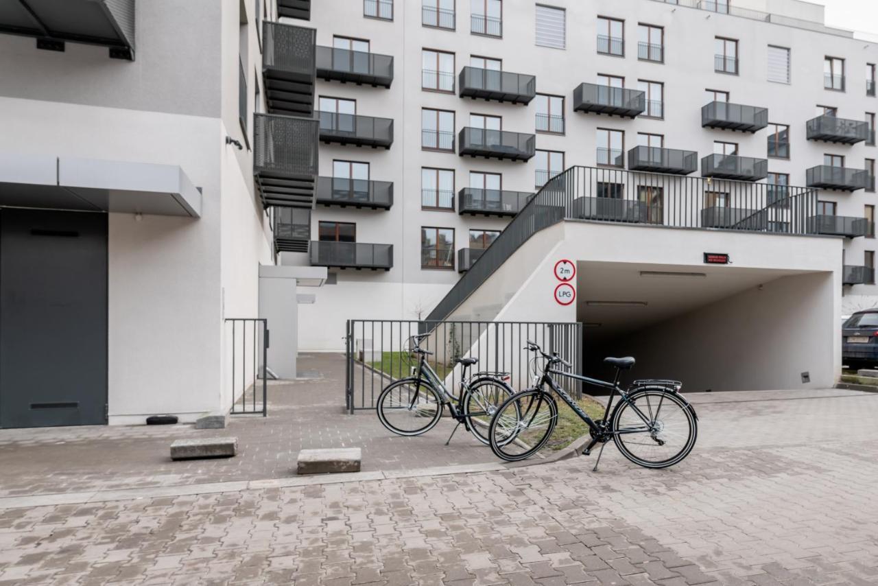 Apartwro - Apartament Przy Wyspie Slodowej, Garaz, Projektor, Rowery Apartment วรอตซวาฟ ภายนอก รูปภาพ